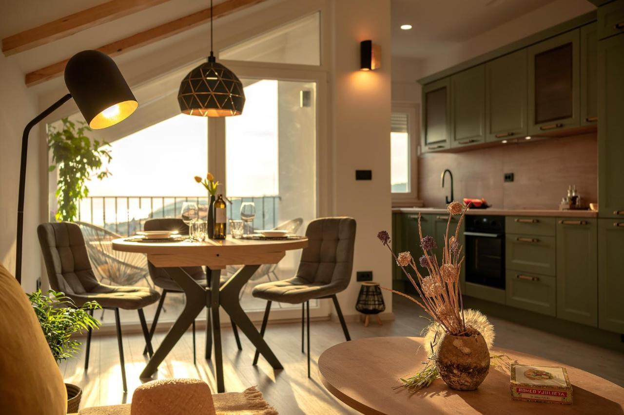 The Elegance Nest - Zf Hvar Apartment