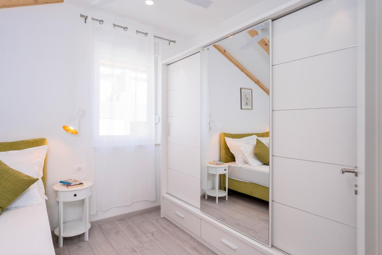 The Elegance Nest - Zf Hvar Apartment